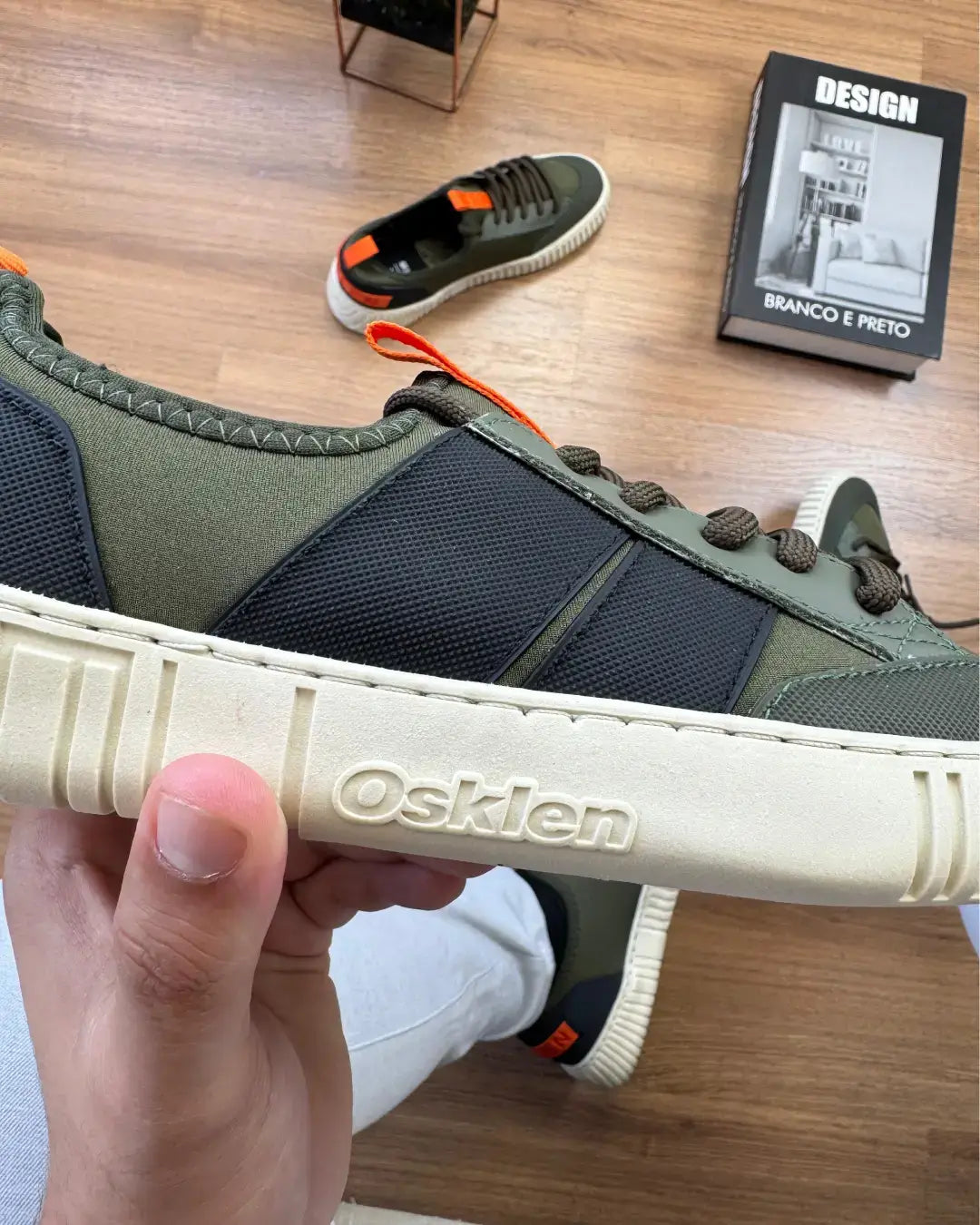 Tênis Osklen Premium Verde Musgo/Preto Masculino